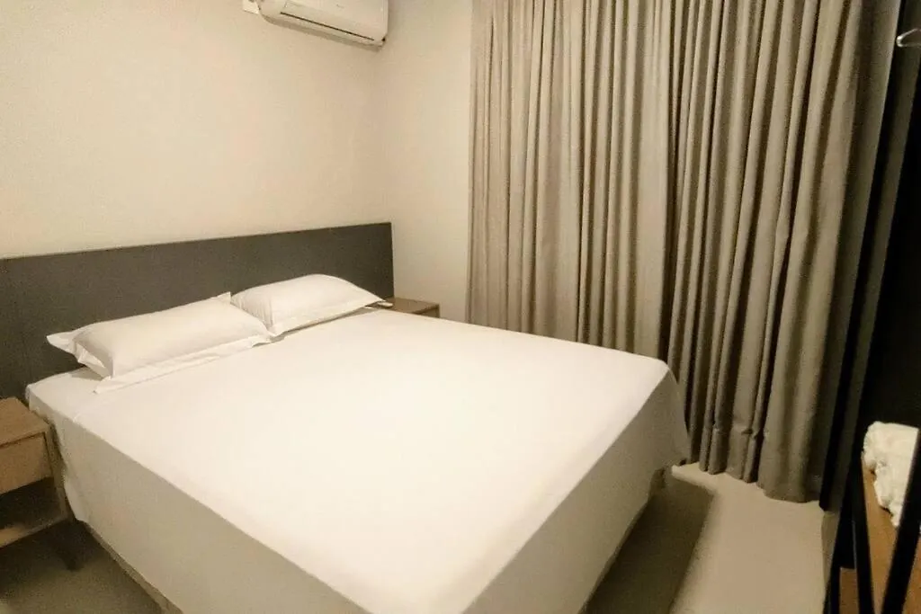 Apartamento Completo Pe Na Areia Itapema 0*,  Brazil